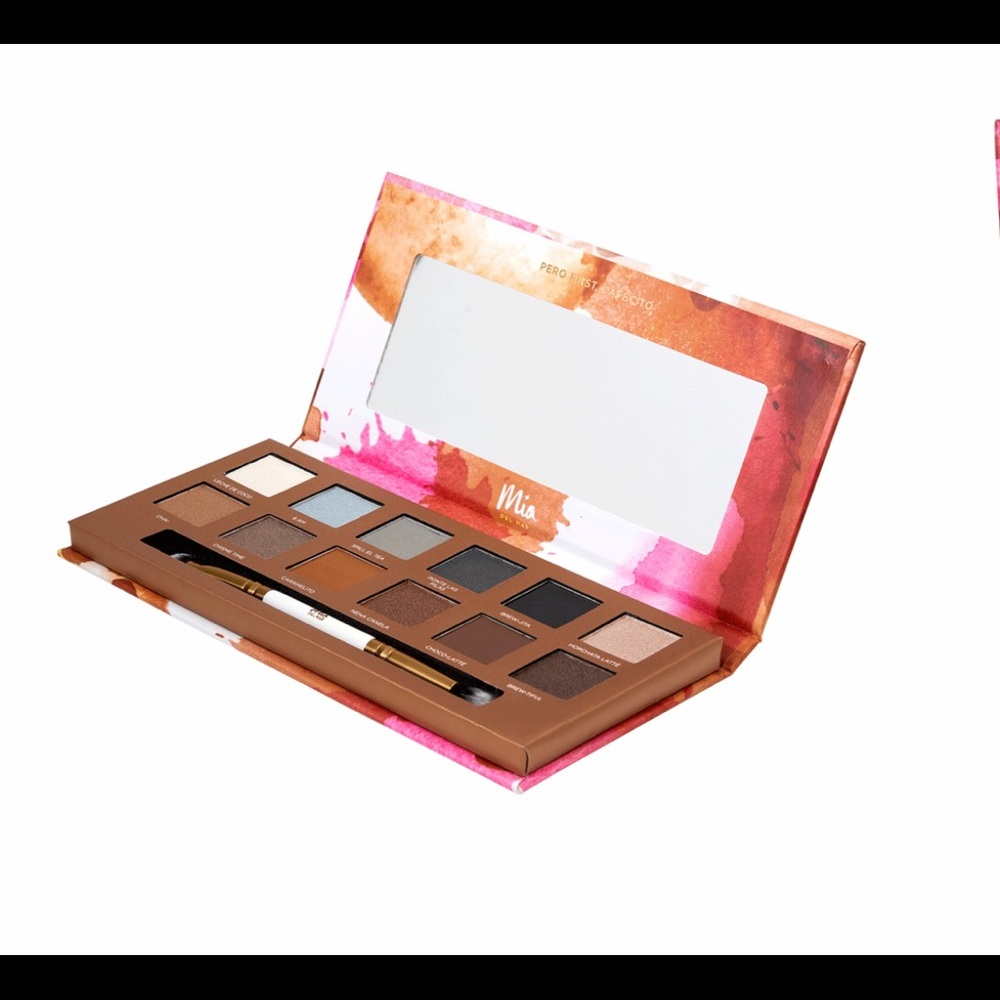 Cafecito Eyeshadow Palette + Dual Ended Brush